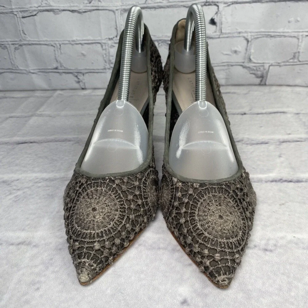 Latitude Femme Italy Pumps Women Size 40 US 9 Gray Suede Crochet Mesh 3